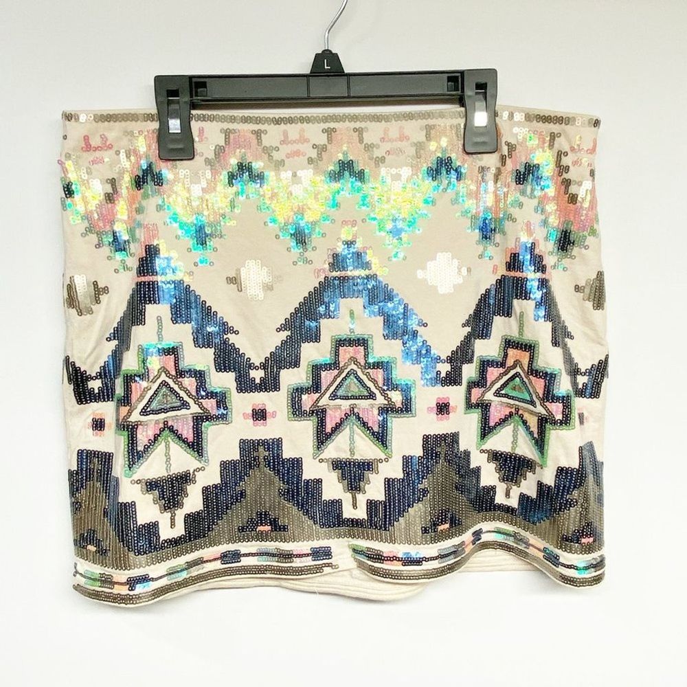 Express Sequin Blush Aztec Skirt Size Medium - Picture 3 of 6